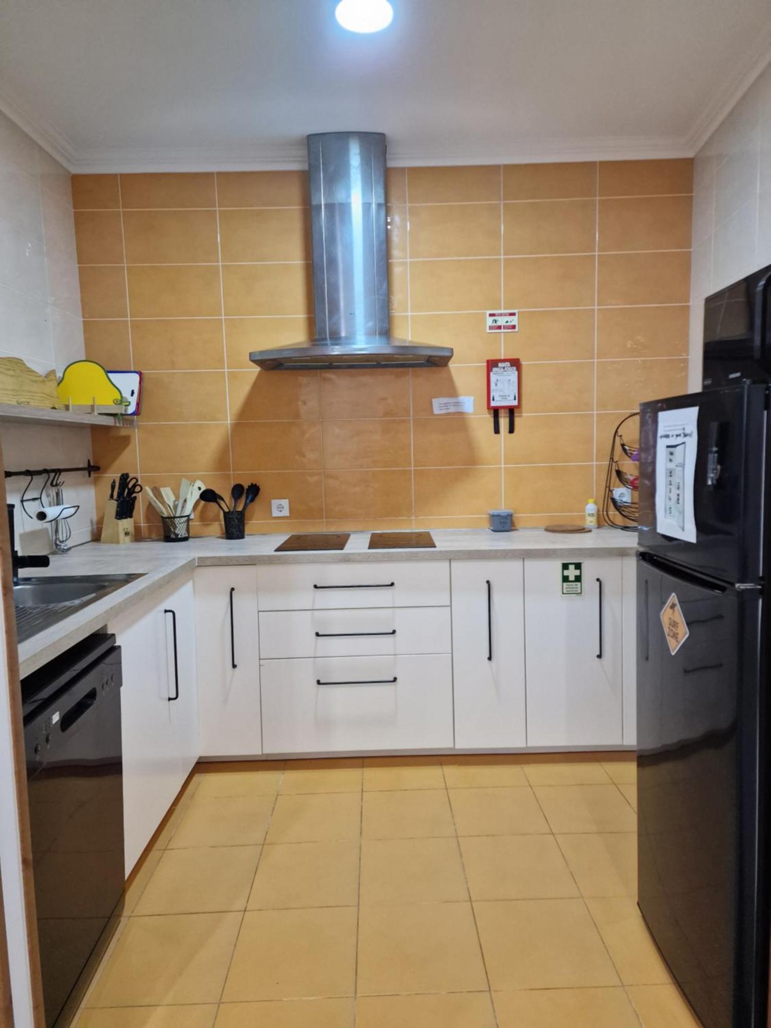 Wolley - Peniche Guesthouse Экстерьер фото